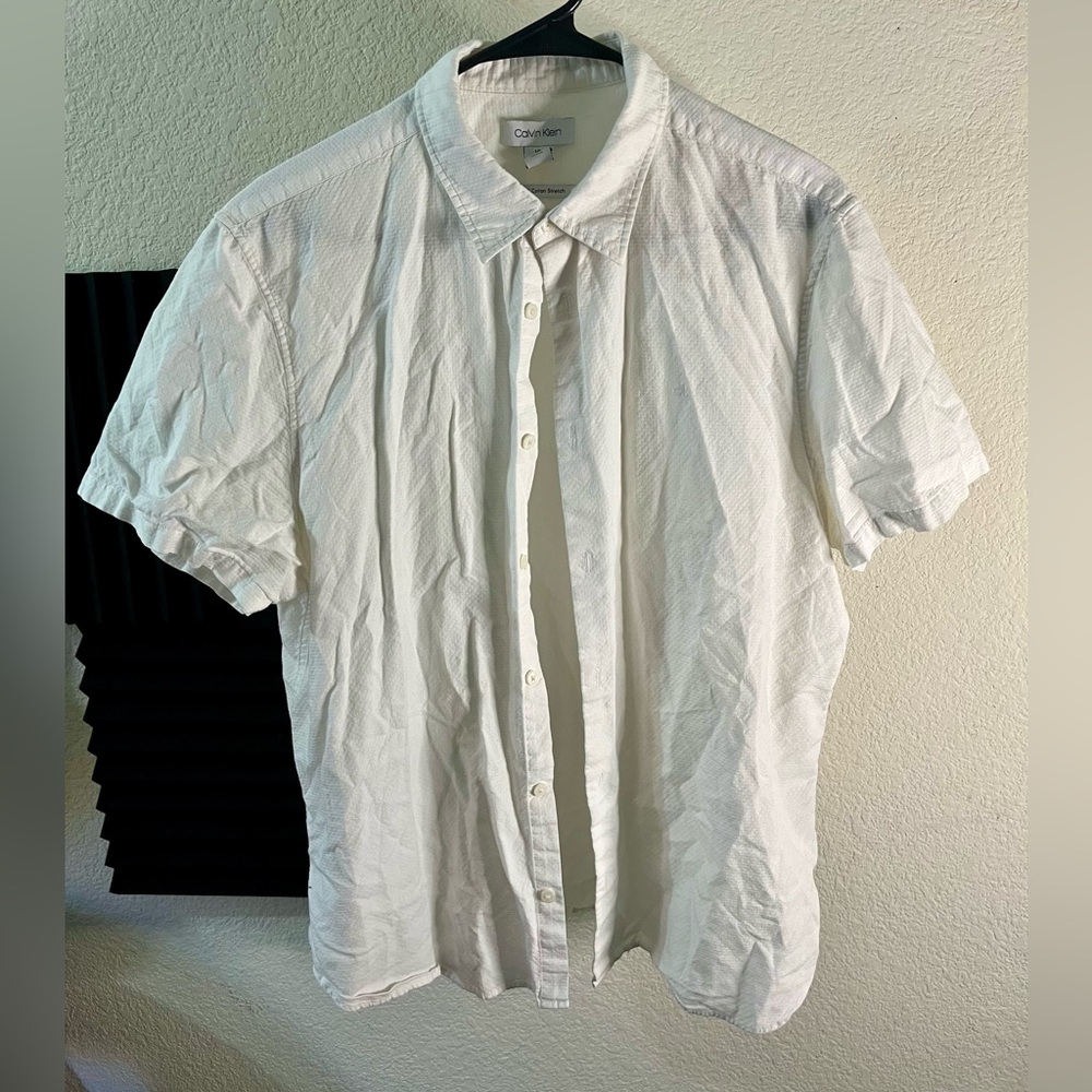Men’s Calvin Klein Button Up size L - White
